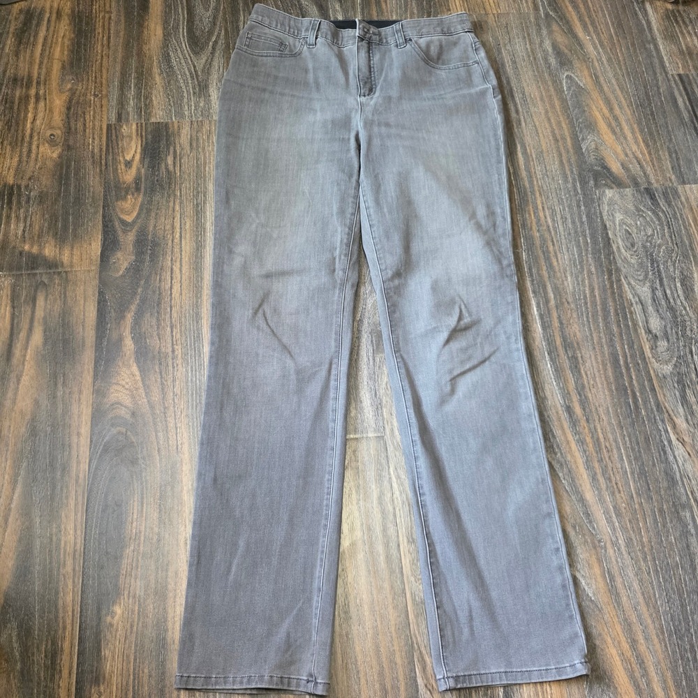 Chicos Fabulously Slimming Gray Straight Leg Jeans Size 0.5 Regular US 6 Gray